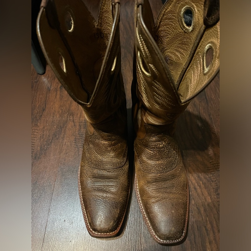 Men’s Ariat boots